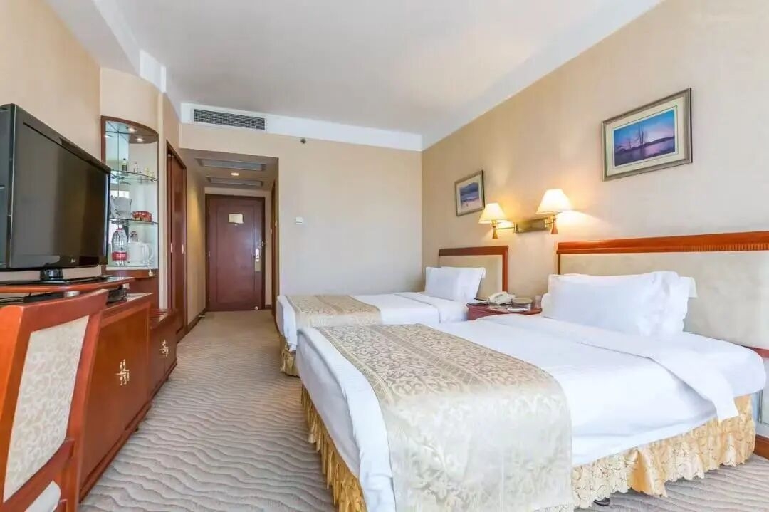 Self Photos / Files - River_View_Hotel1